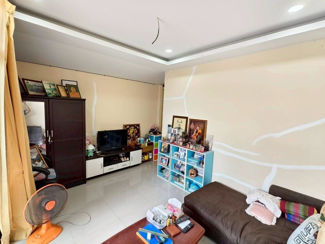 หมู่บ้านฉลองลีฟวิ่งโฮม WR-03163 3