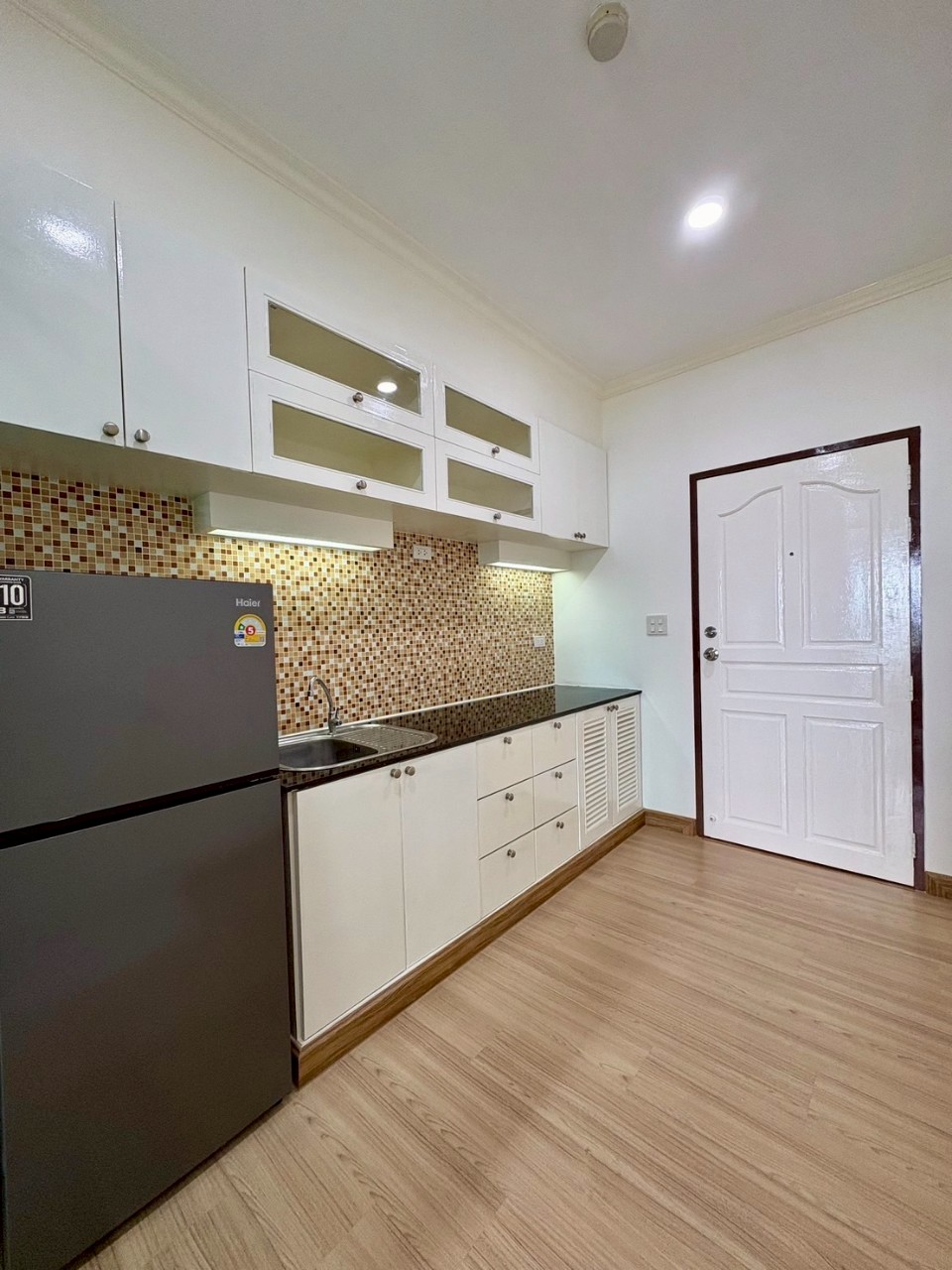 Phanason The Green Place Condominium WR-03175 7
