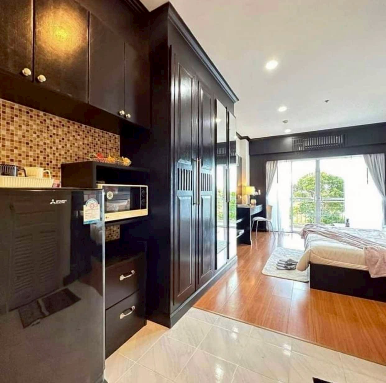 Phanason The Green Place Condominium WR-03188 5
