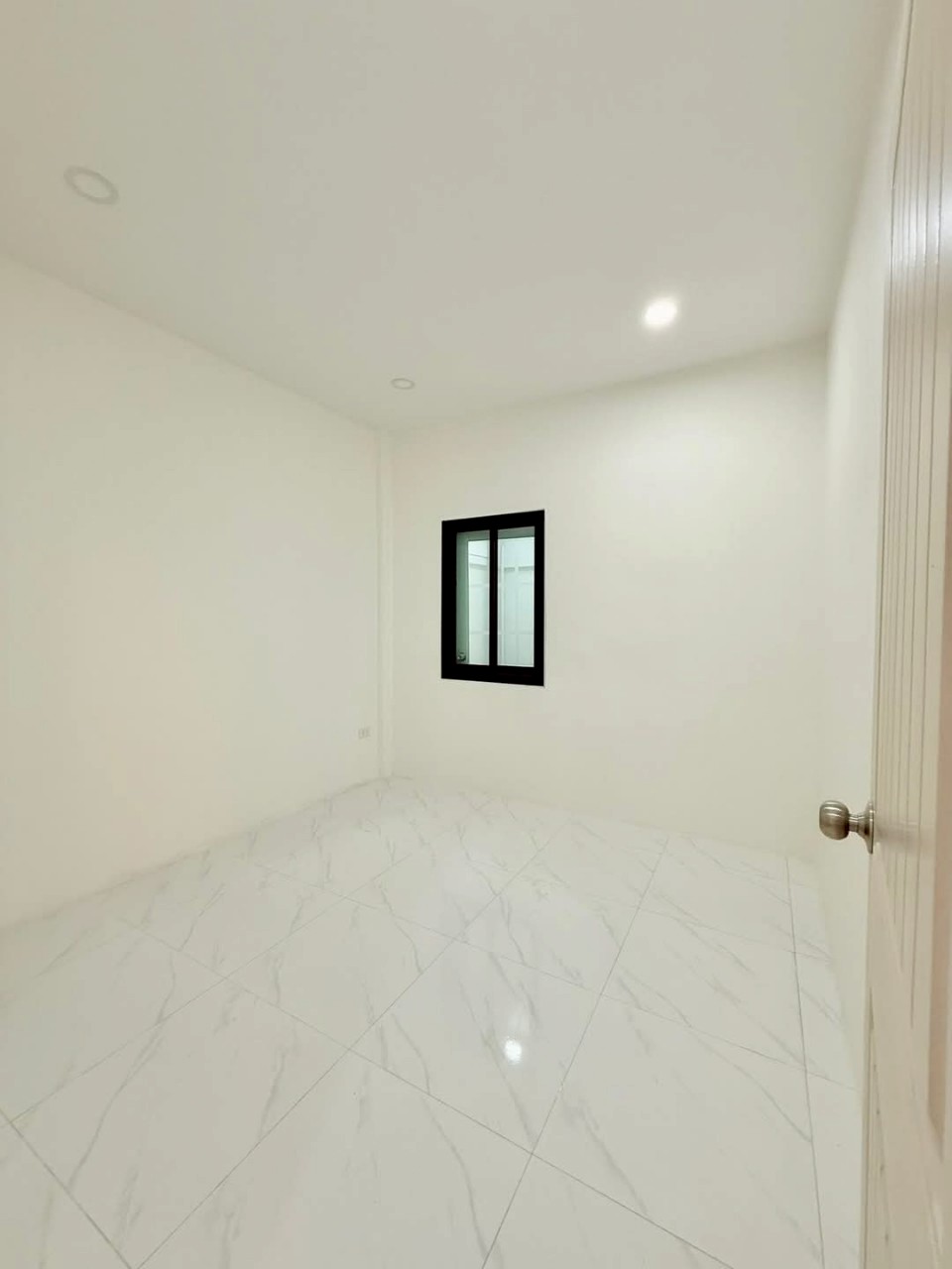 หมู่บ้านวงศ์สิริ ฉลอง WR-03197 7