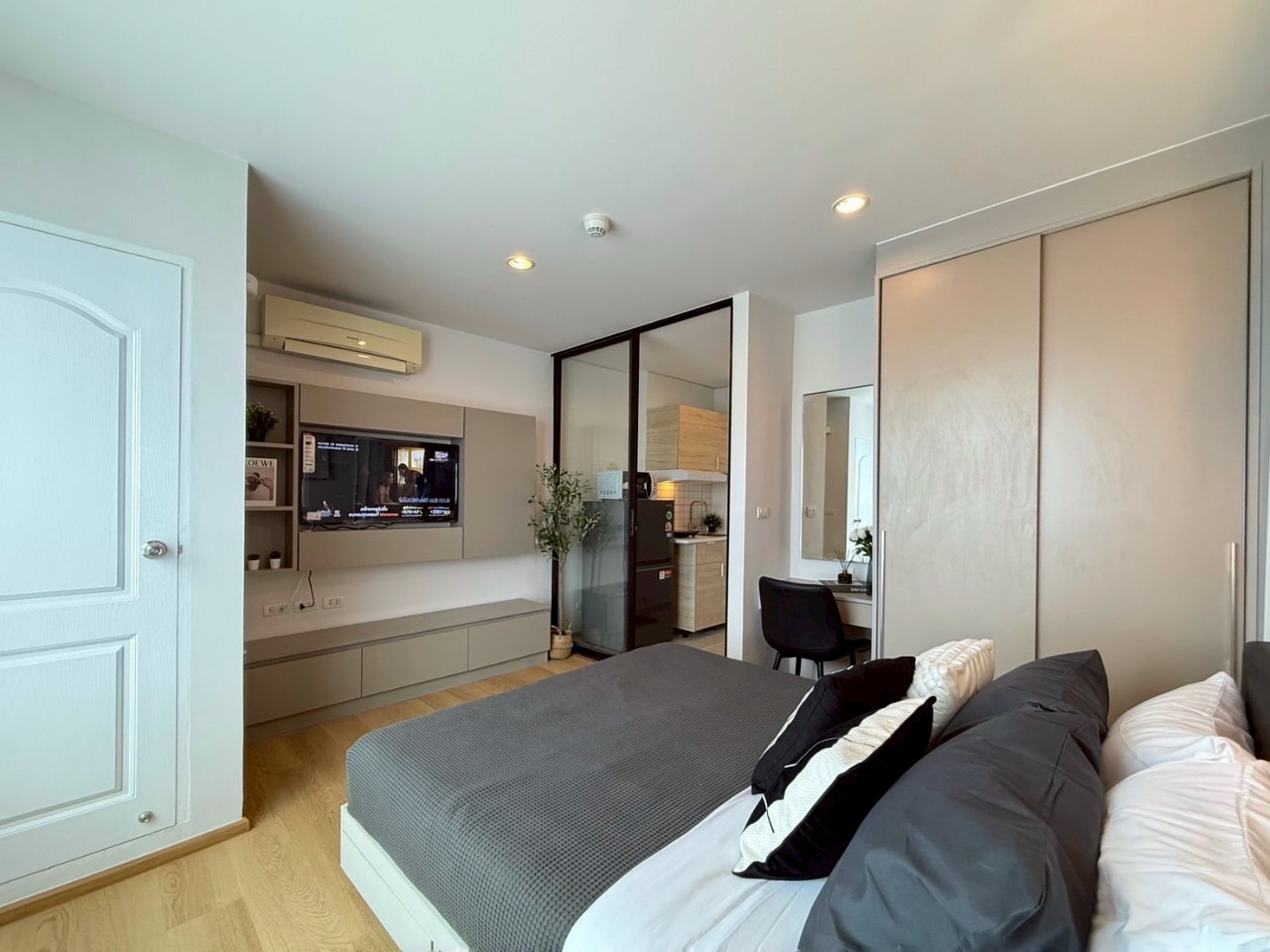 Zcape 1 Condominium WR-03198 8