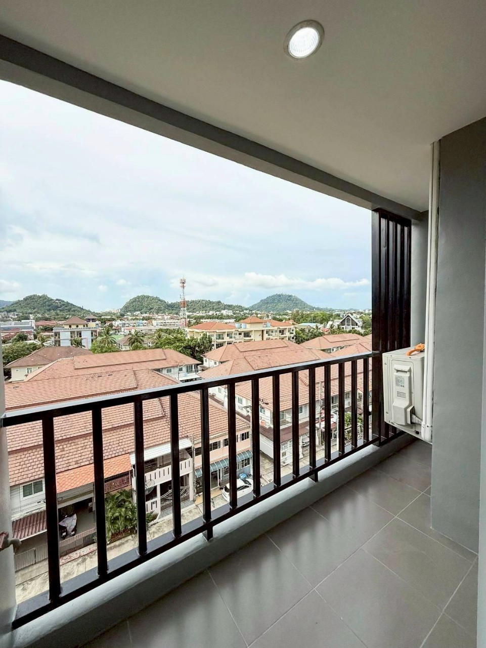 The View Suanluang WR-03199 12