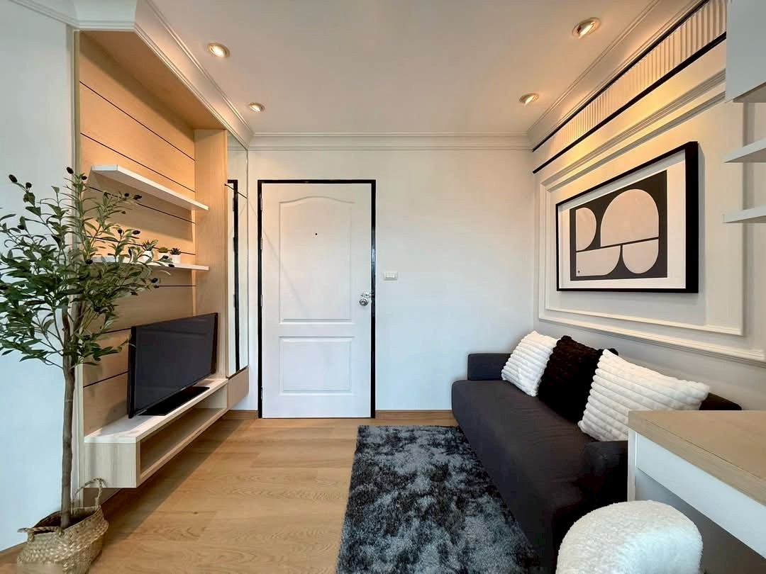 Plus Condo 1 WR-03235 2