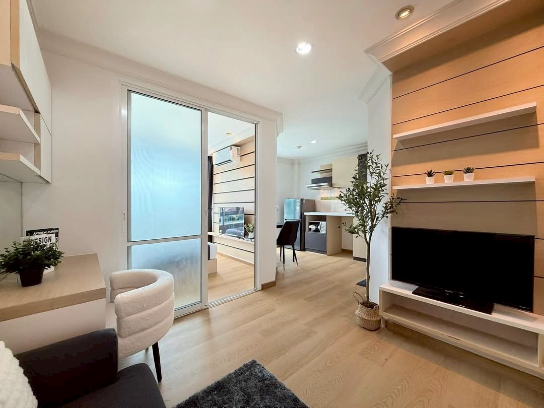 Plus Condo 1 WR-03235 3