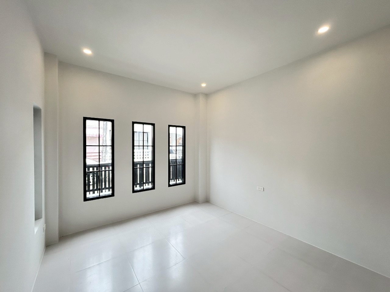 หมู่บ้านเทพอนุสรณ์ WR-03137 4