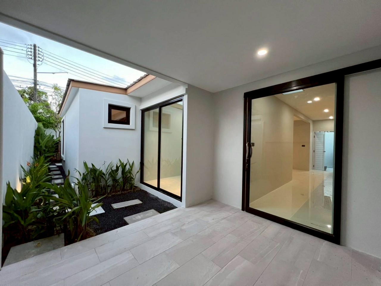 Land and House ปาริชาต WR-02975 11