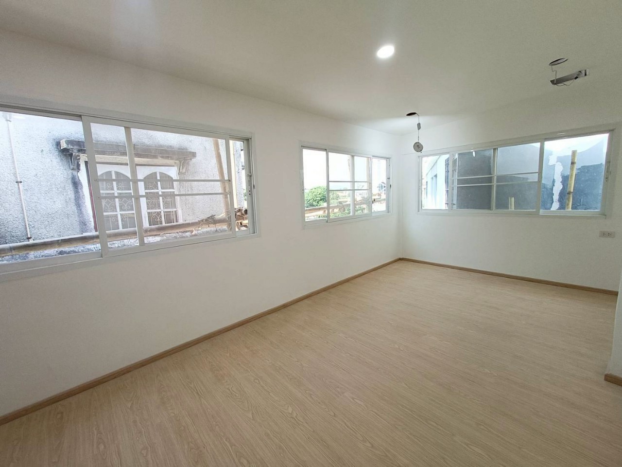 หมู่บ้านอนุภาษมโนรมย์ WR-03256 5