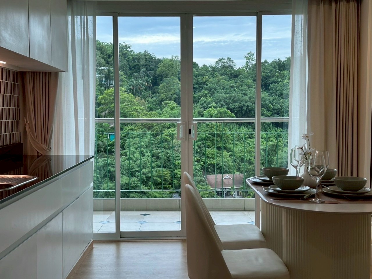 Phanason The Green Place Condominium WR-03272 8
