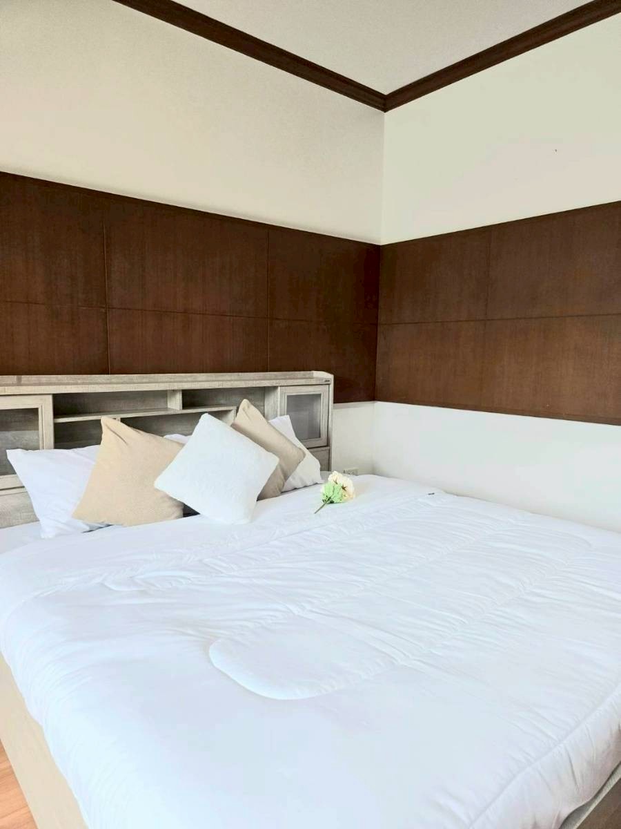 Phanason The Green Place Condominium WR-02849 8