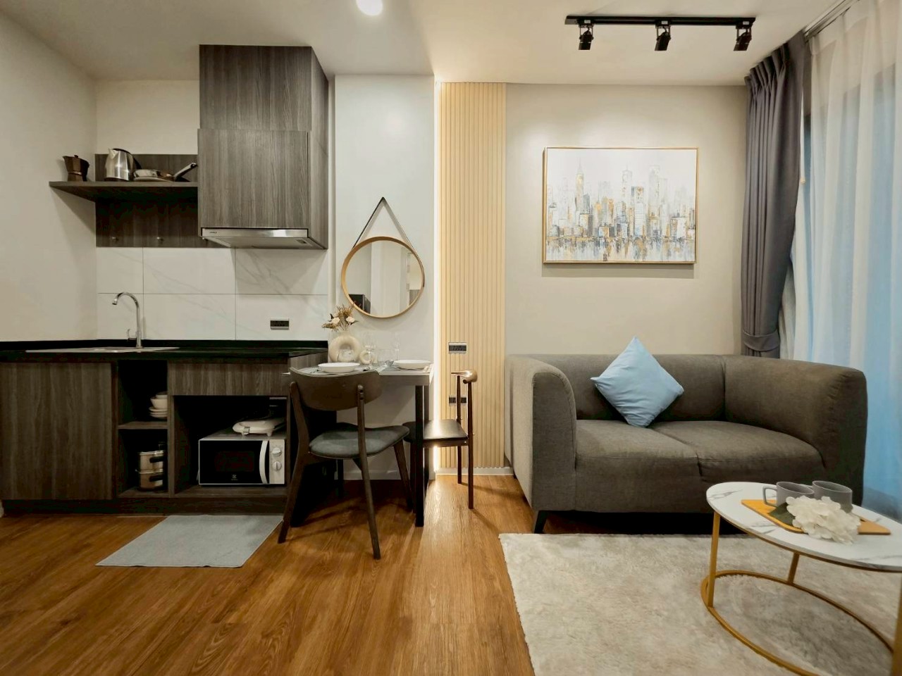 Space Condo WR-03285 2