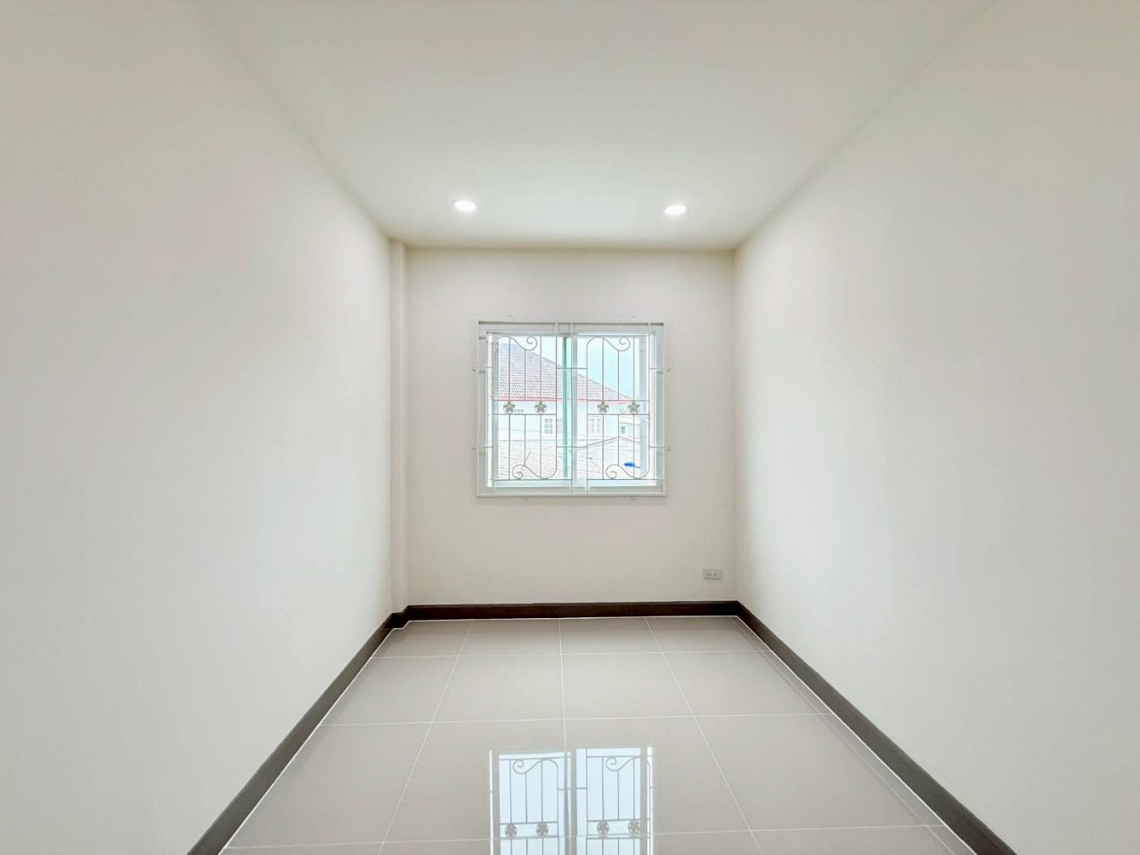 หมู่บ้านดิเออเบิร์น (สะพานหิน) WR-03316 6