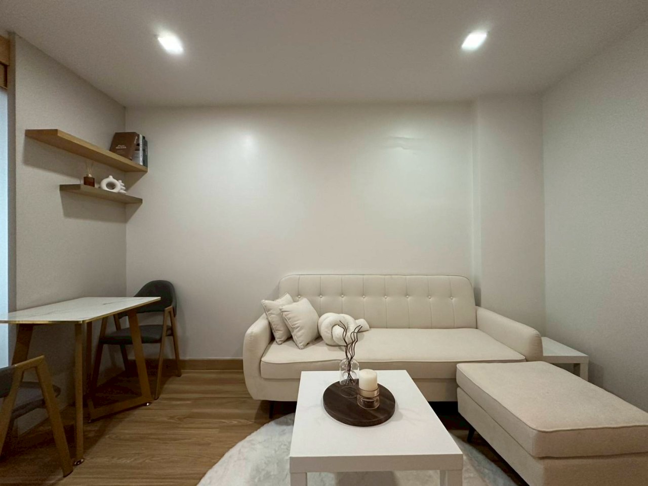 The Future Condo WR-03320 7