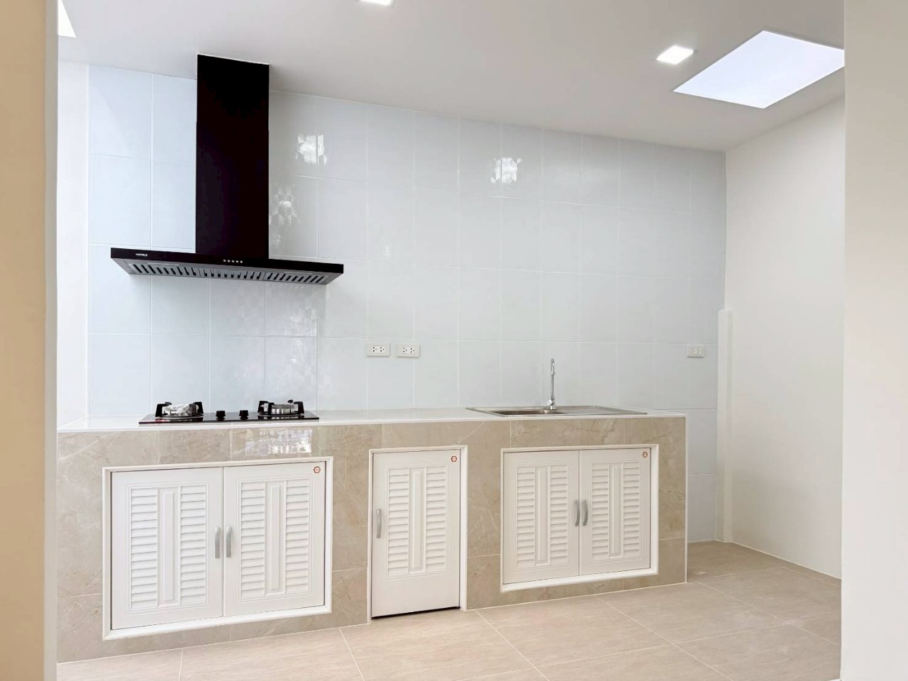 หมู่บ้านธินวุฒิ WR-03323 9