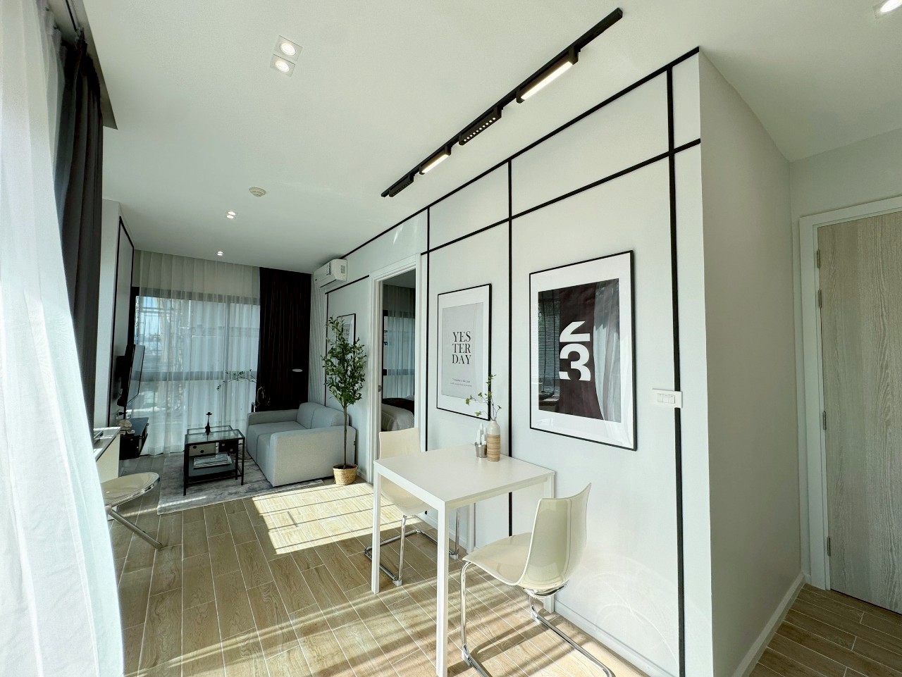 DLUX Condominium WR-03327 4