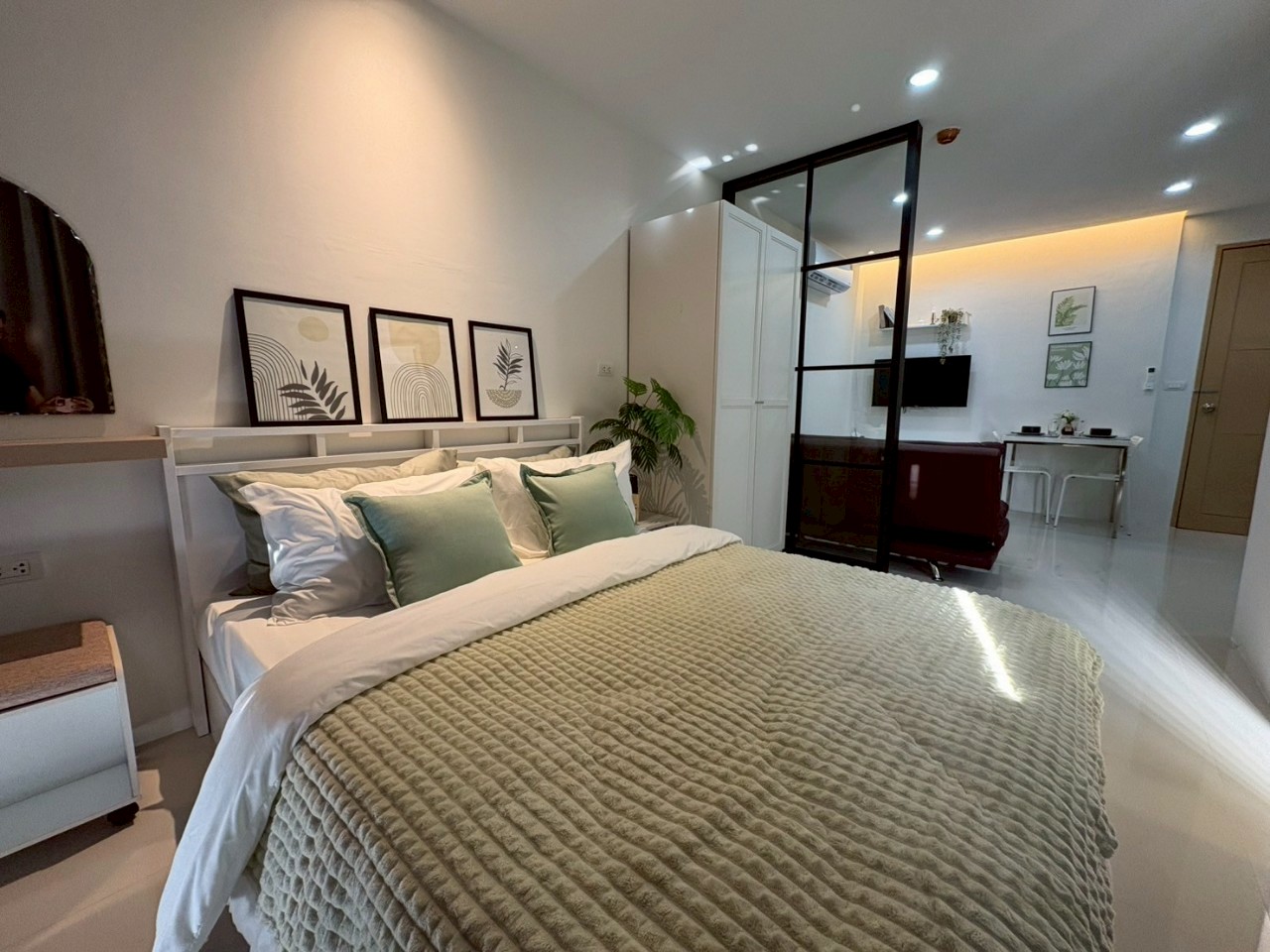 Space Condo WR-03340 4