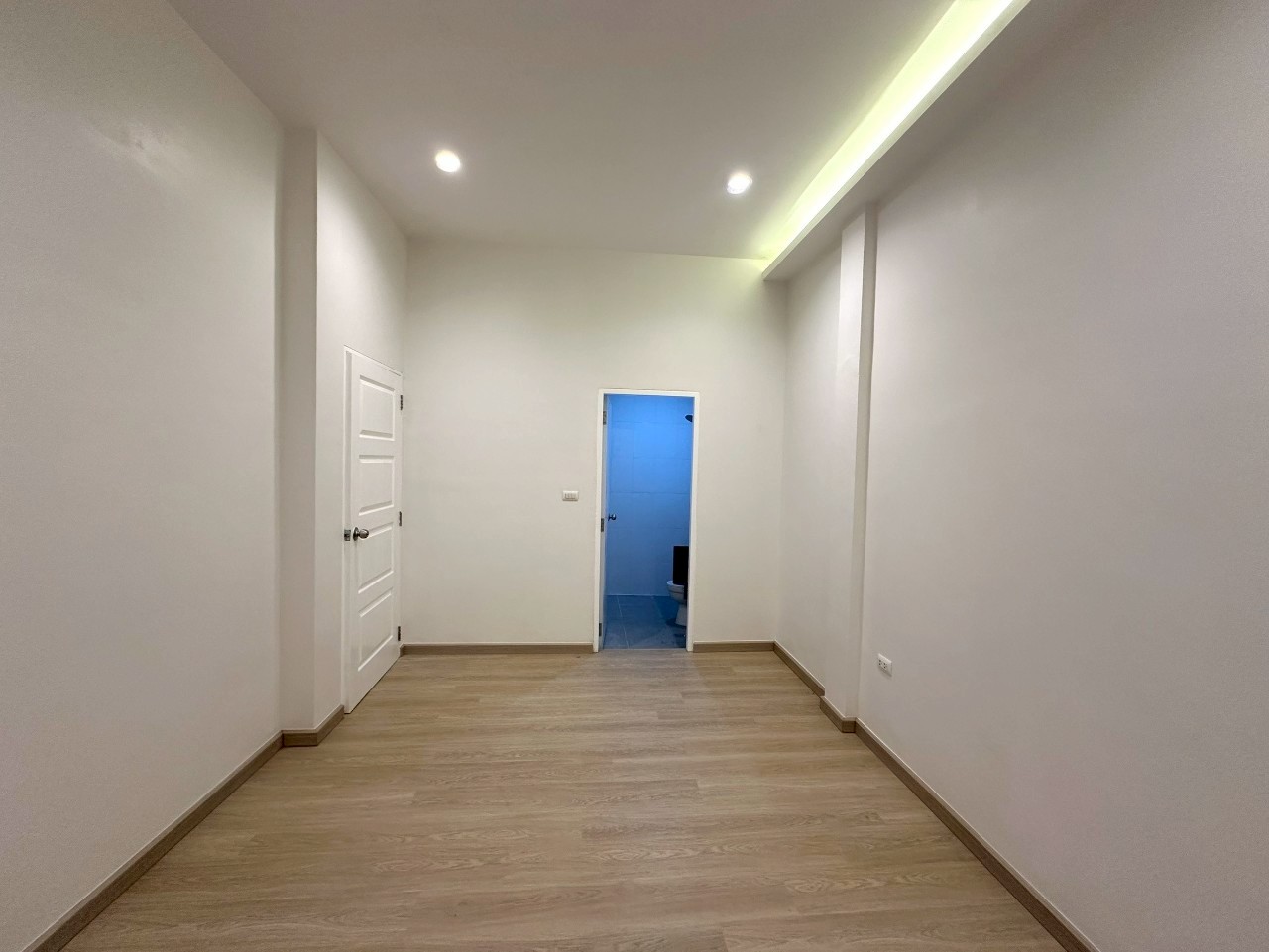 หมู่บ้านเดอะริชนากก WR-03349 9