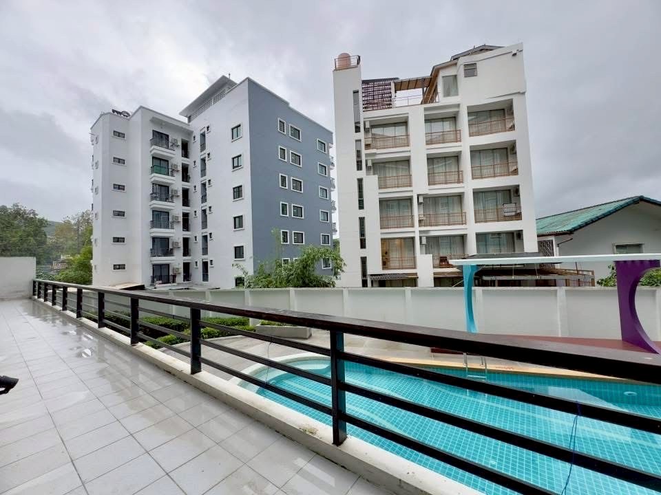 The Scene Condo WR-03353 8