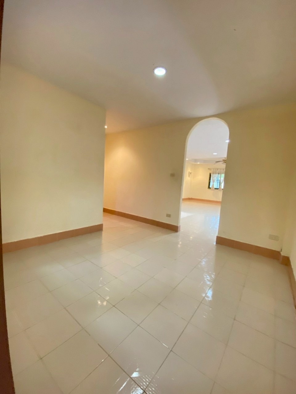 ทาวน์โฮม 2 ชั้น โซนในเมือง WR-03396 8