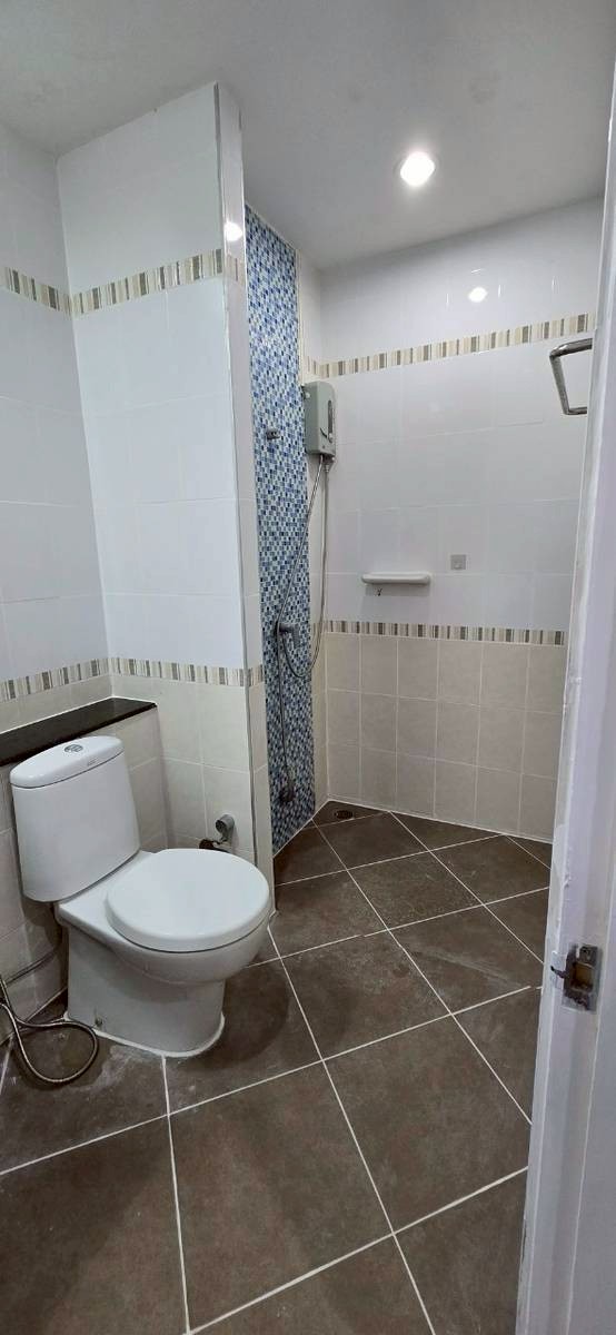 Phanason The Green Place Condominium WR-03418 12