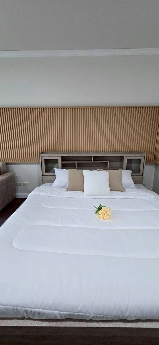 Phanason The Green Place Condominium WR-03418 2
