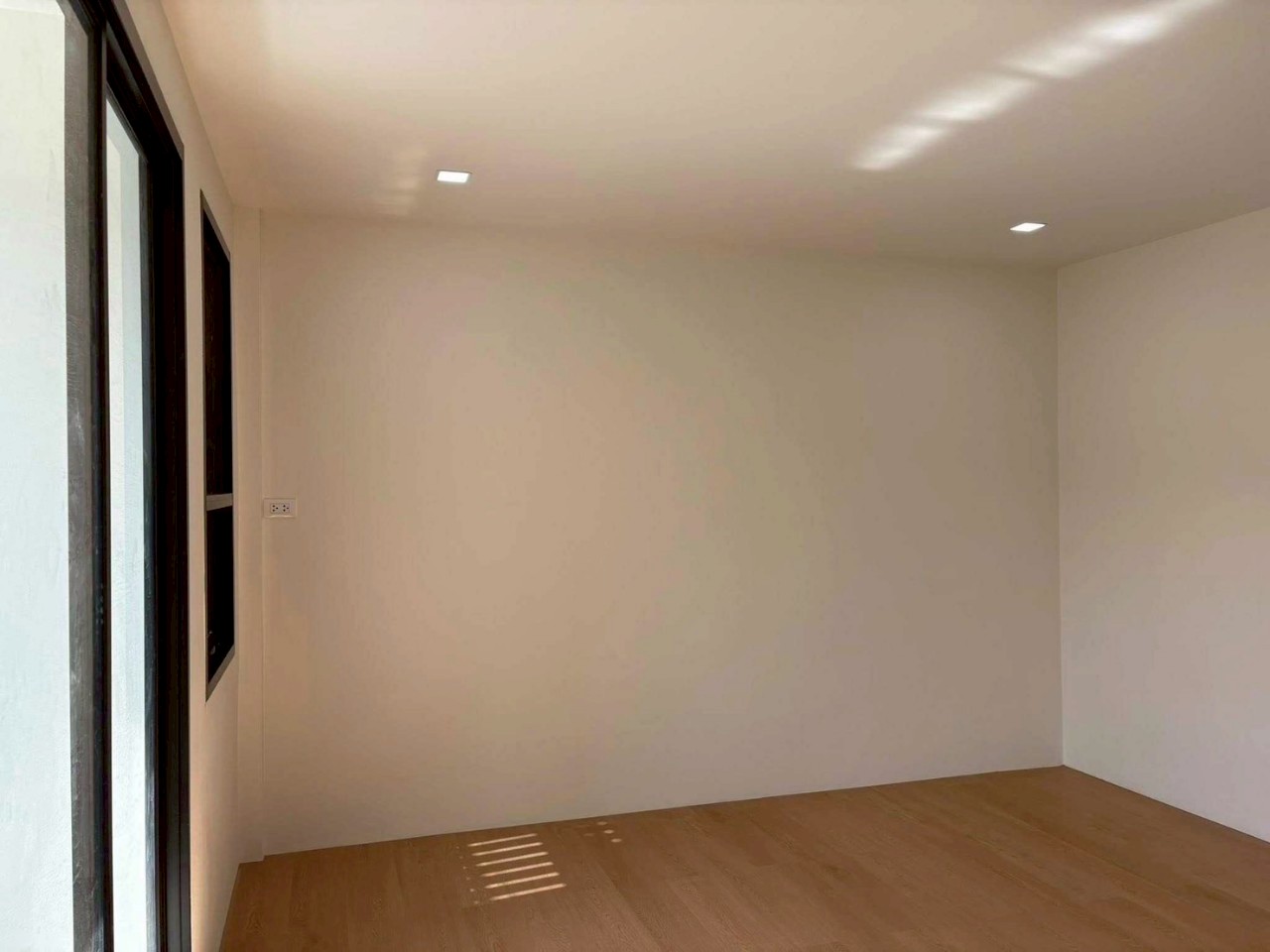 หมู่บ้านธารทอง 5 WR-03421 4