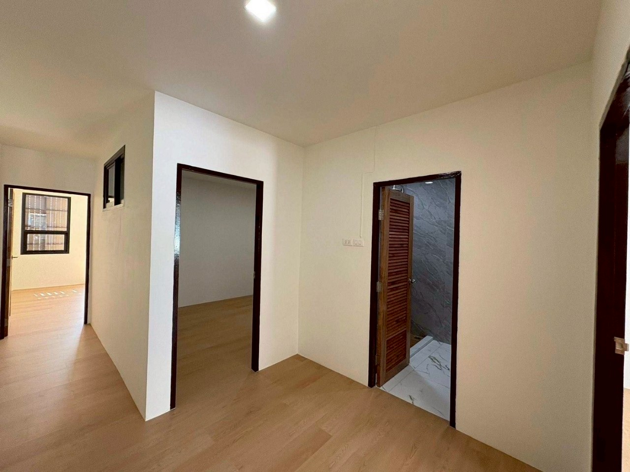 หมู่บ้านธารทอง 5 WR-03421 6