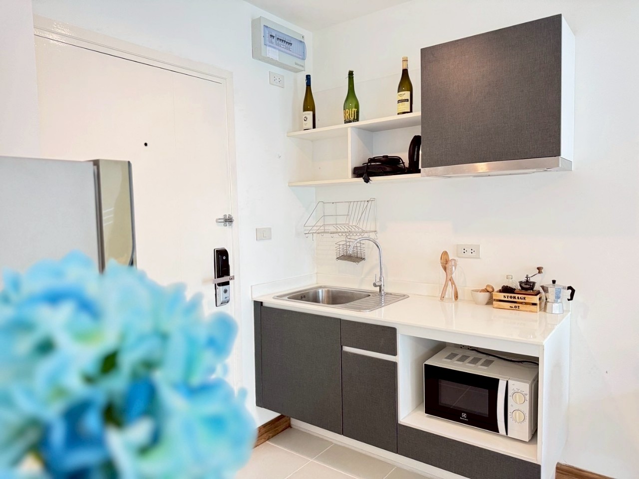 Zcape 3 Condominium WR-03451 10
