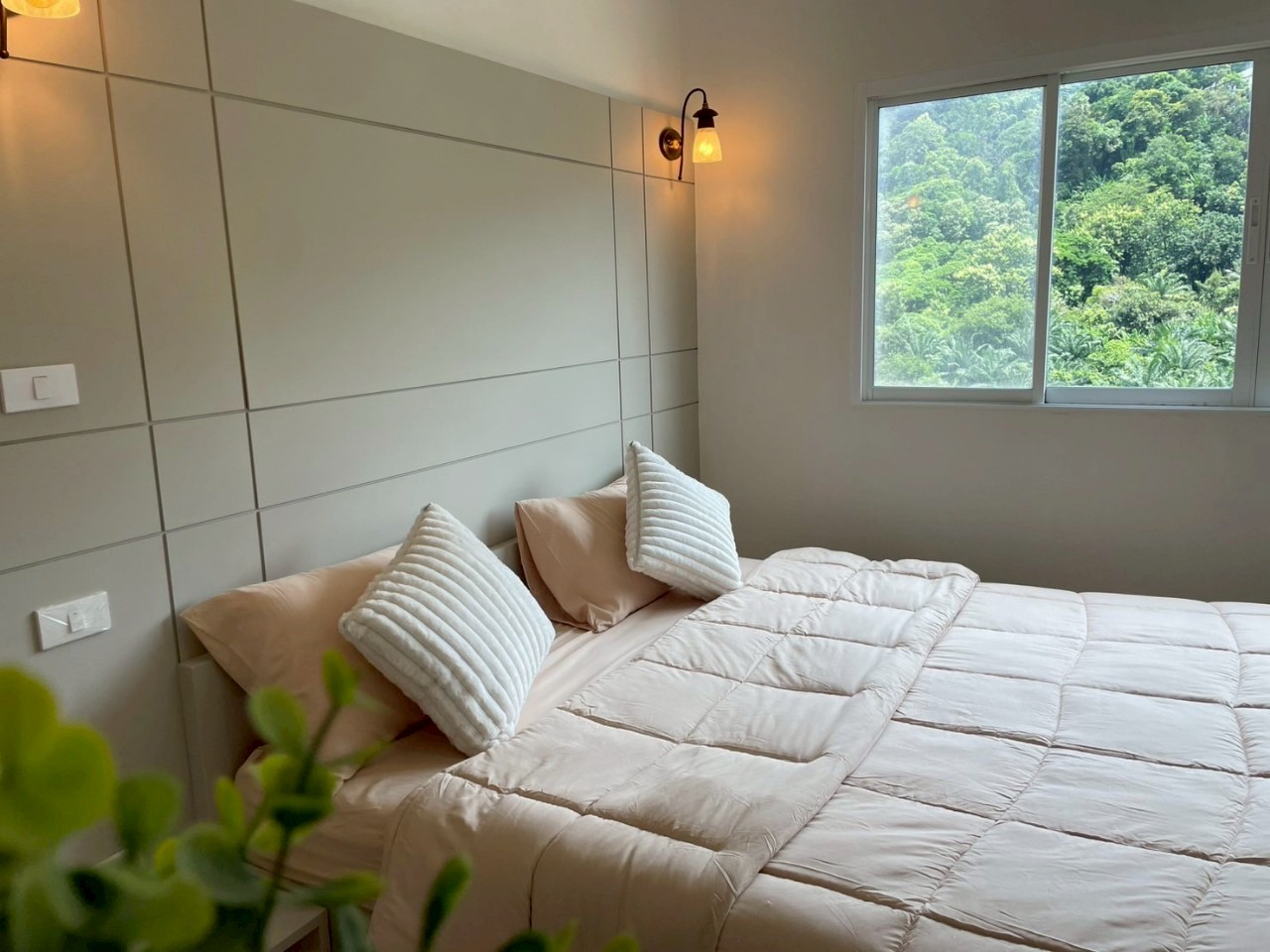 Phanason The Green Place Condominium WR-03468 9