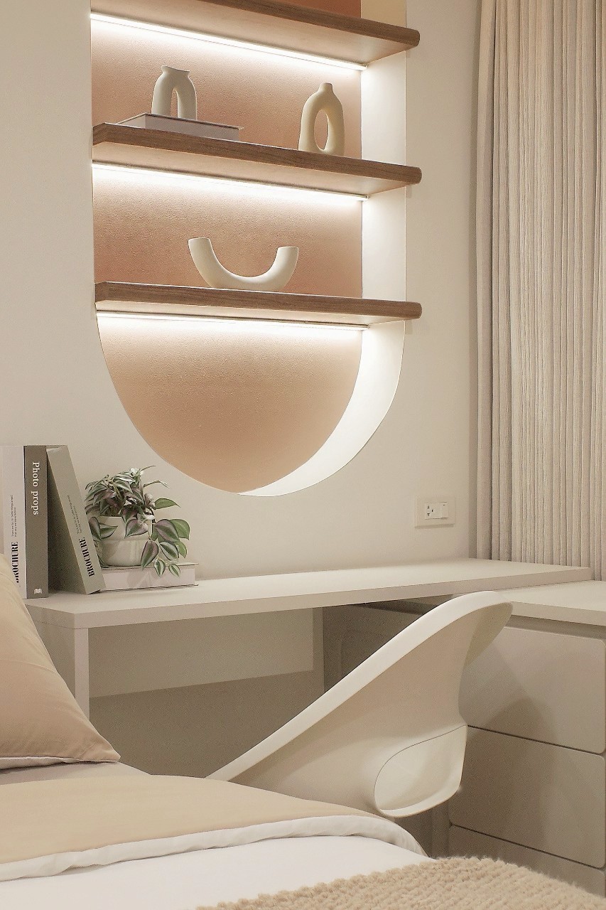 The Light Condo WR-03472 12