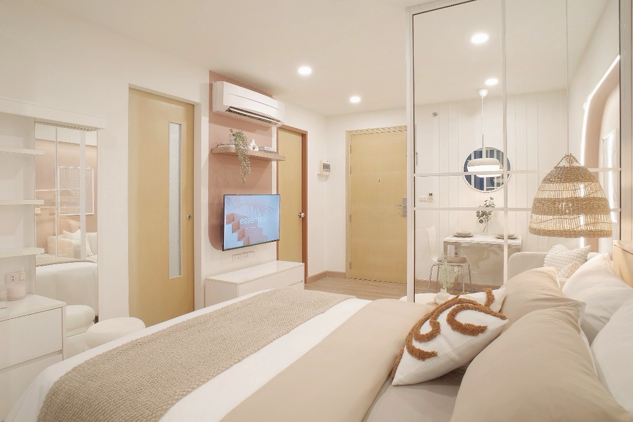 The Light Condo WR-03472 6