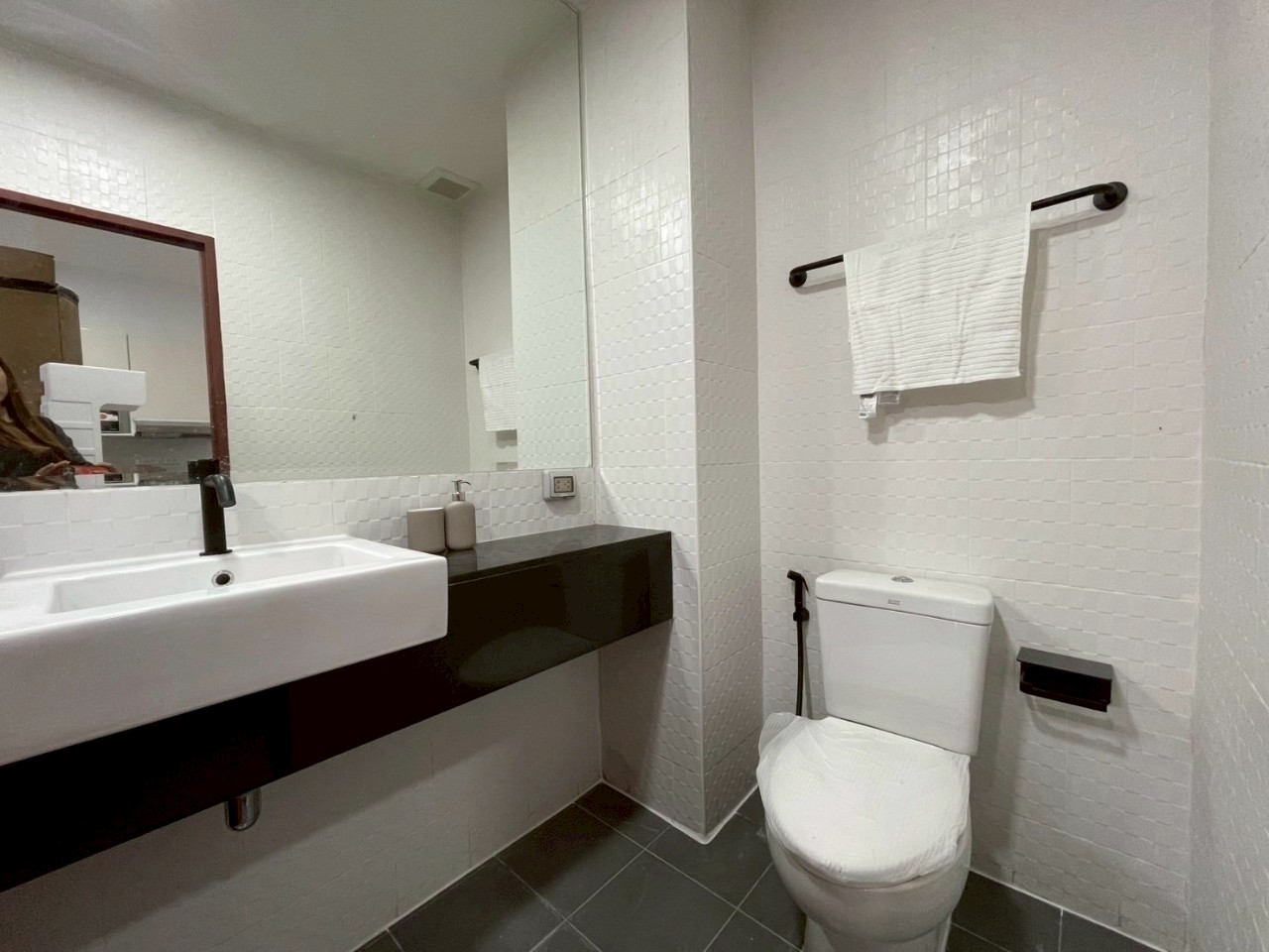 Chic Condominium WR-03478 11