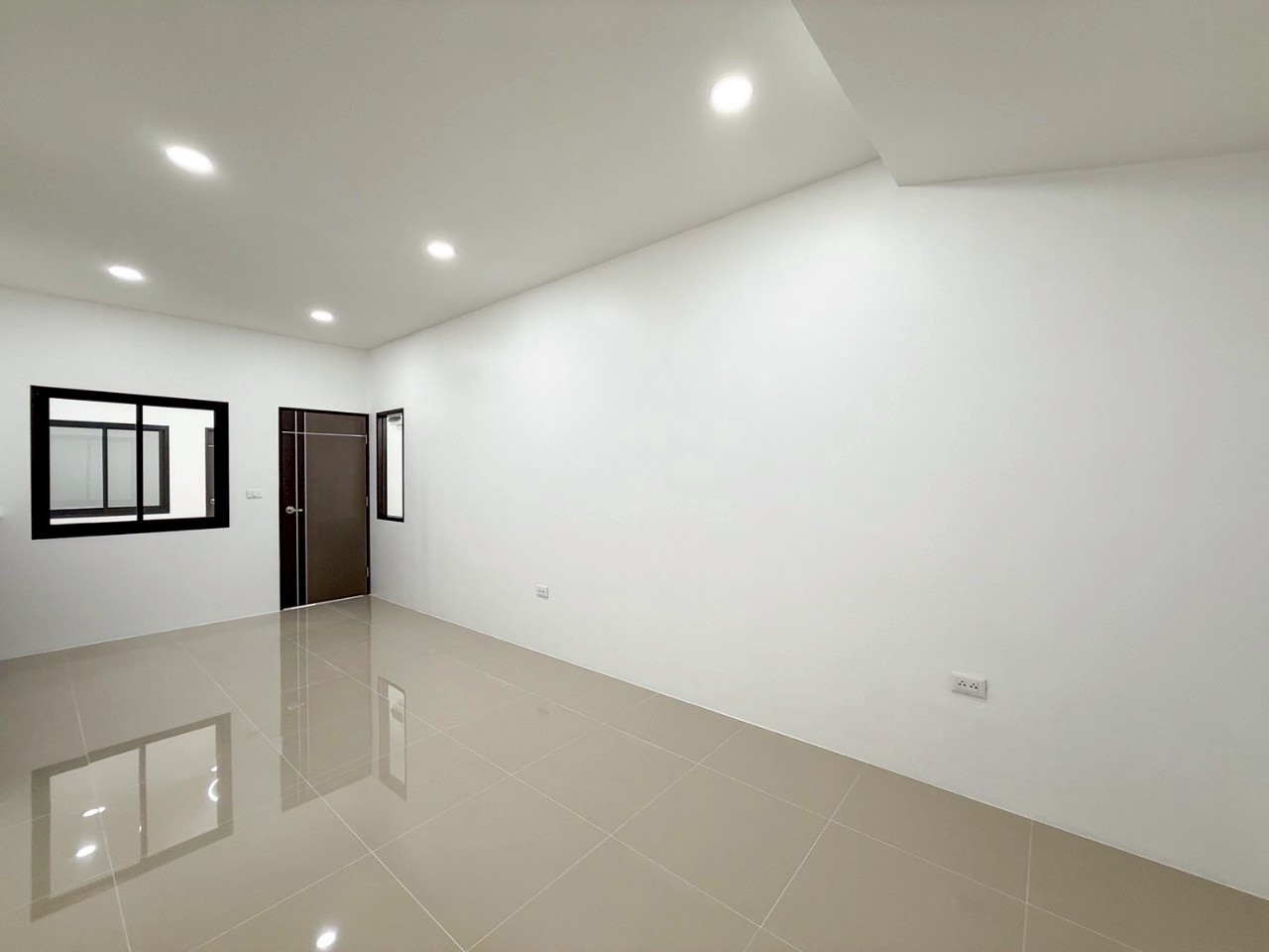 หมู่บ้านธินวุฒิ WR-03491 7