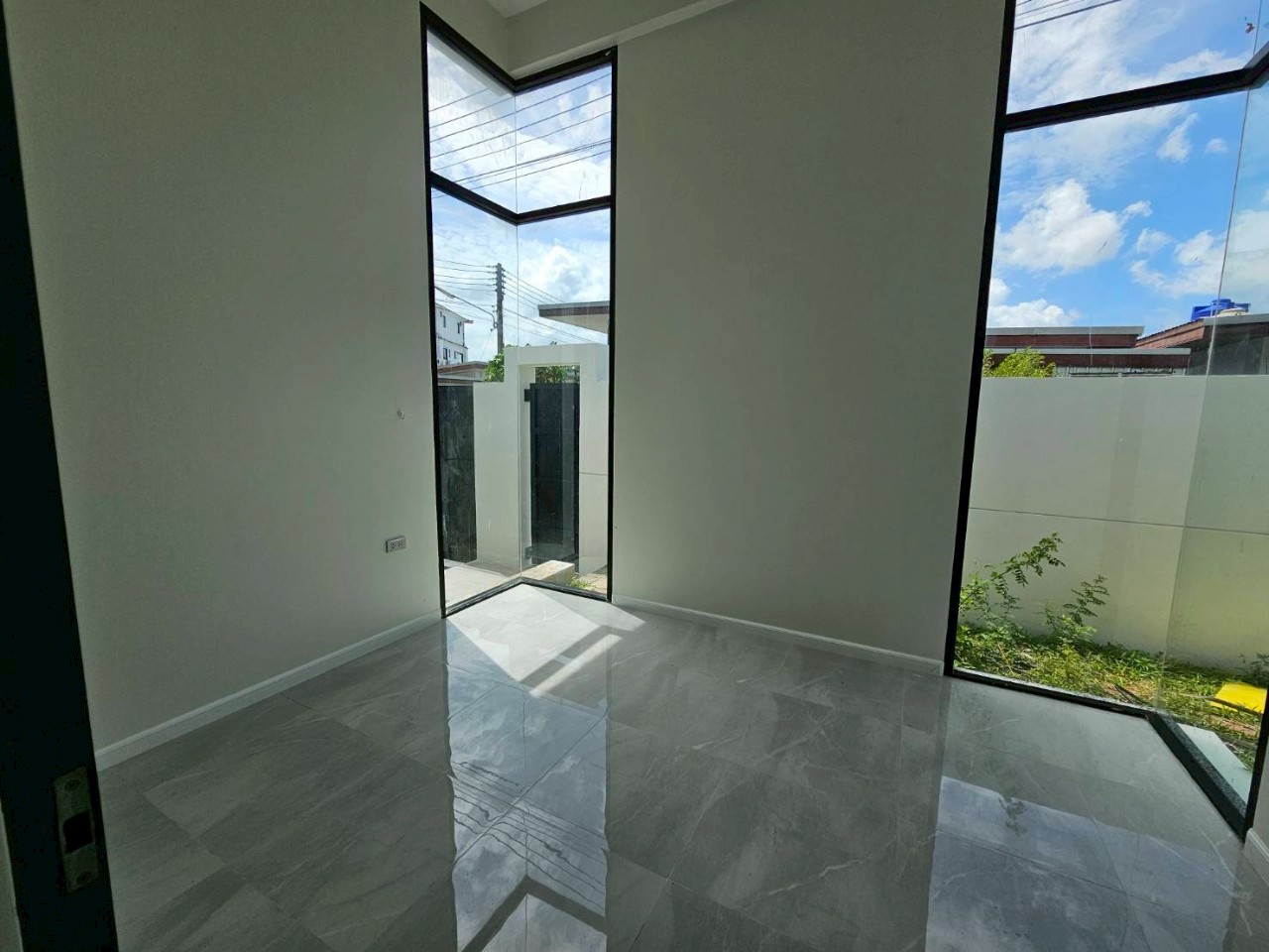หมู่บ้าน Nautica Pool Villa WR-03493 10