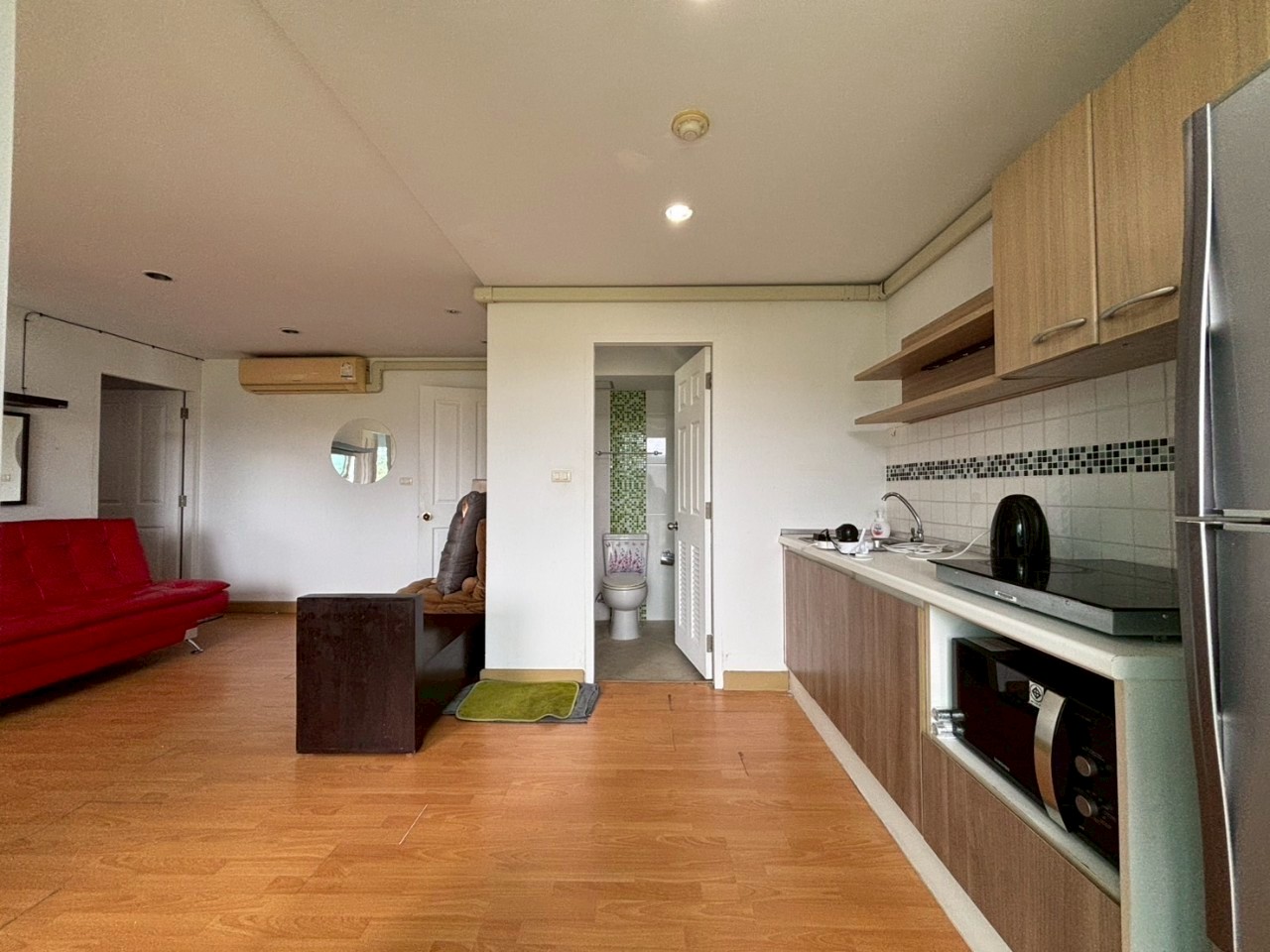 Plus 2 Condominium WR-03541 3