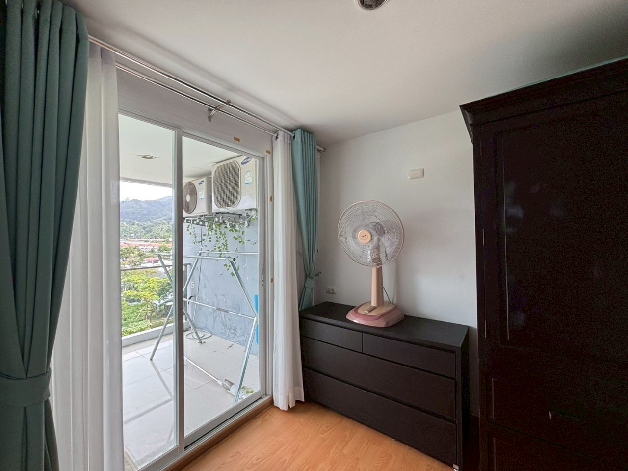 Plus 2 Condominium WR-03541 7