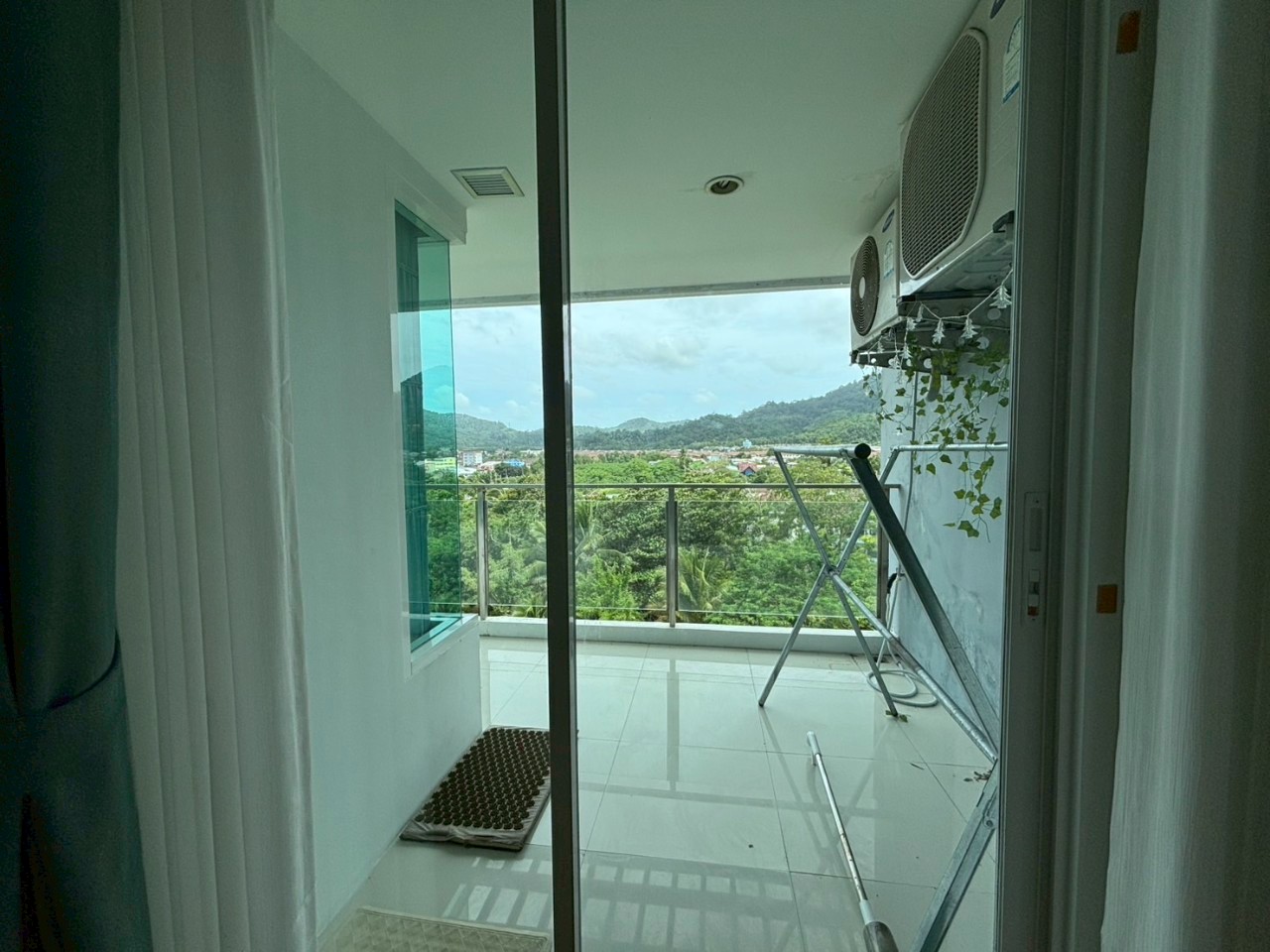 Plus 2 Condominium WR-03541 8
