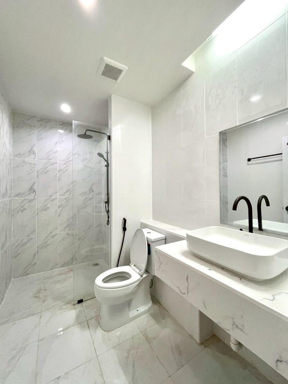 Phanason The Green Place Condominium WR-03456 12