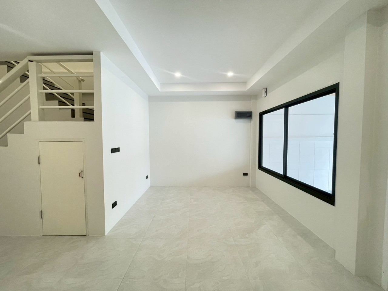 ทาวน์เฮ้าส์ 2 ชั้น โซนวิชิต WR-03546 5
