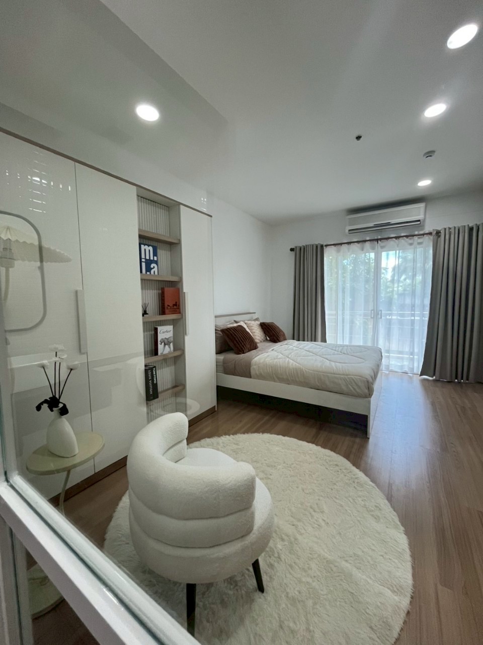Phanason The Green Place Condominium WR-03561 2