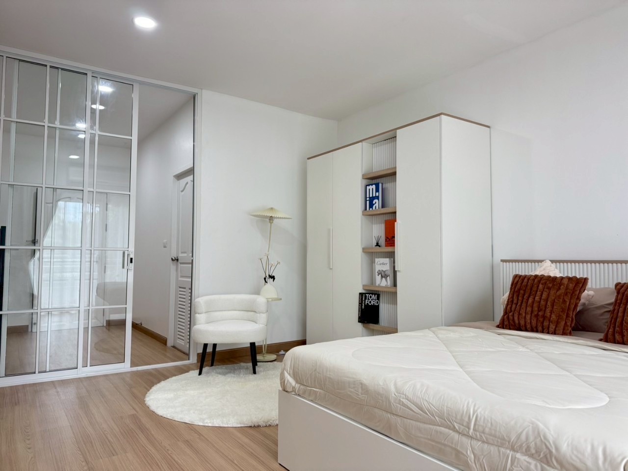 Phanason The Green Place Condominium WR-03561 3