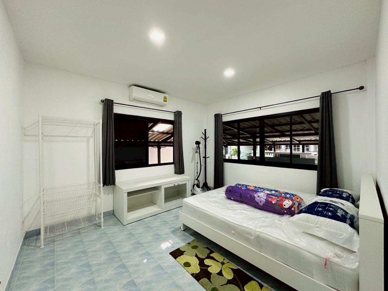 หมู่บ้านโฮปแลนด์ WR-03566 10