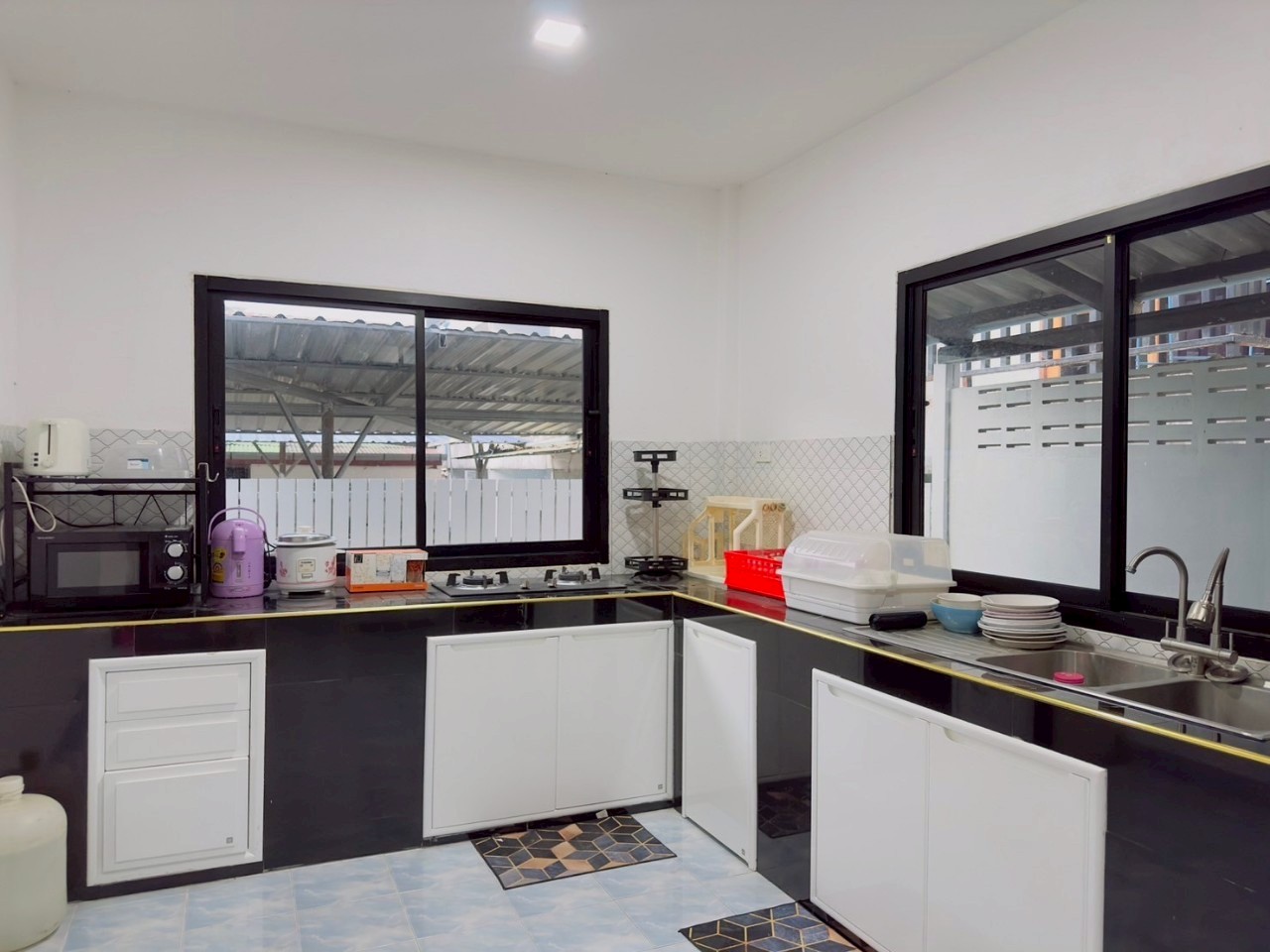 หมู่บ้านโฮปแลนด์ WR-03566 8