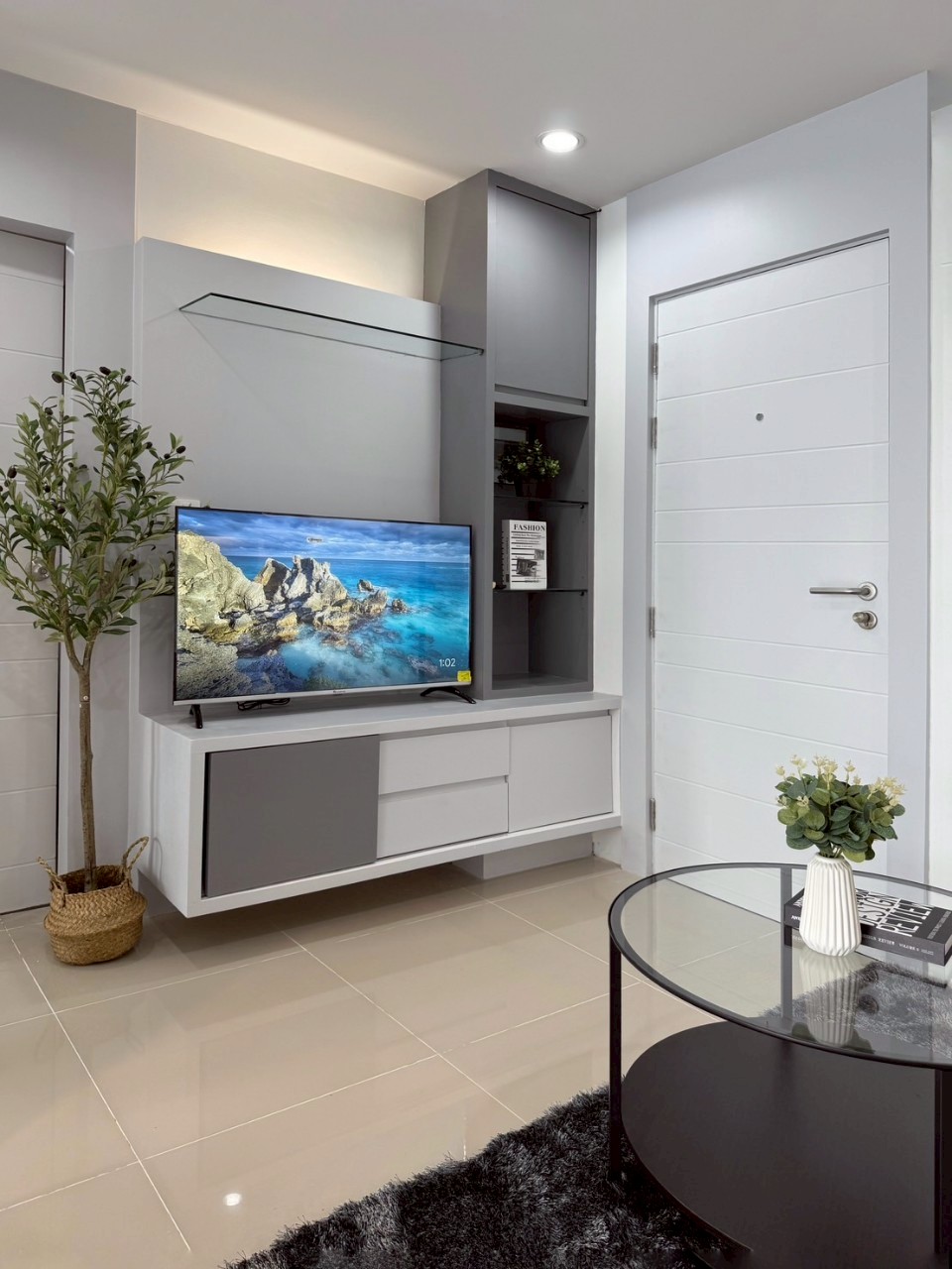 The Scene Condo WR-03579 2