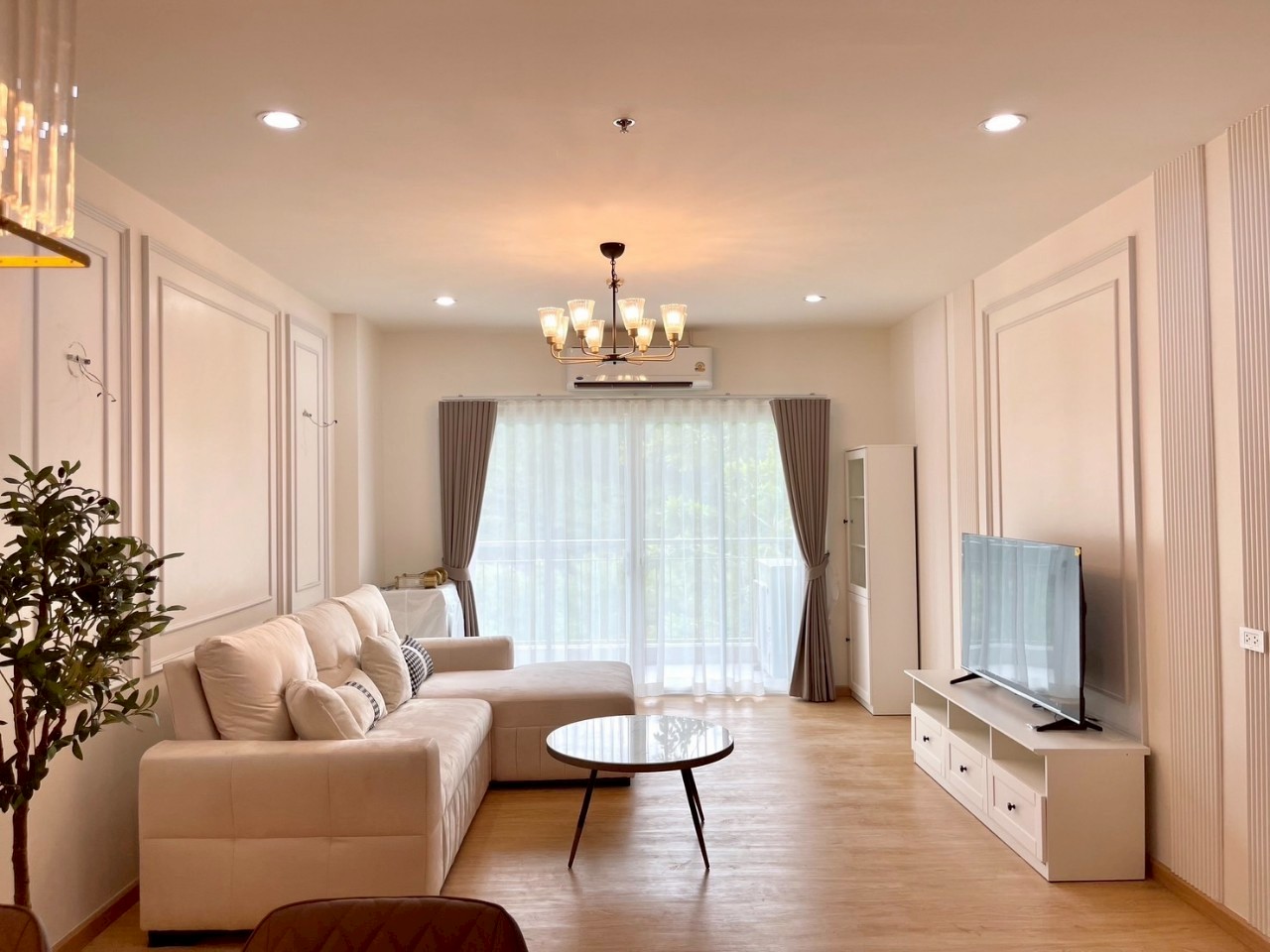 Phanason The Green Place Condominium WR-03596 2