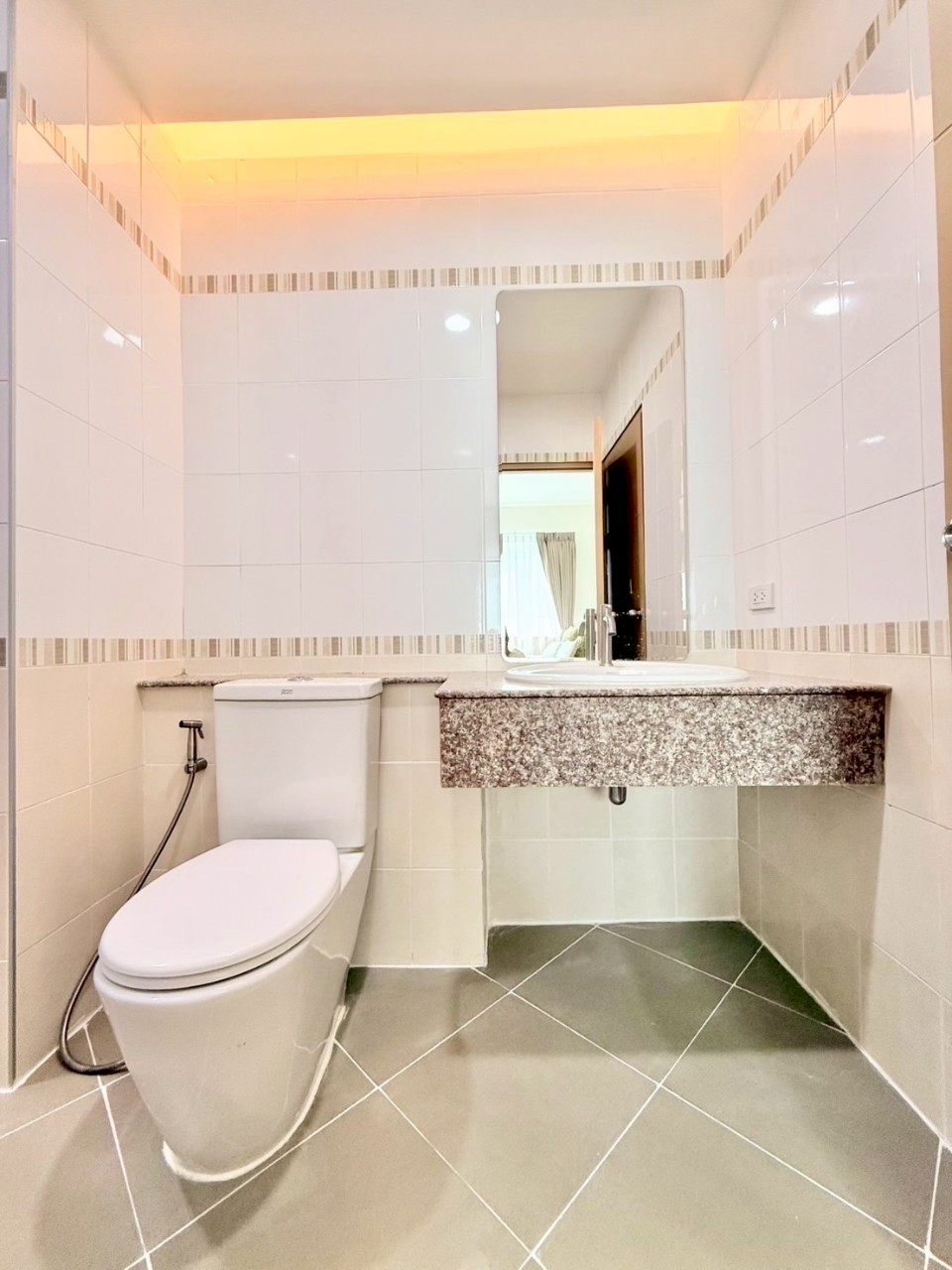 Phanason The Green Place Condominium WR-03613 9