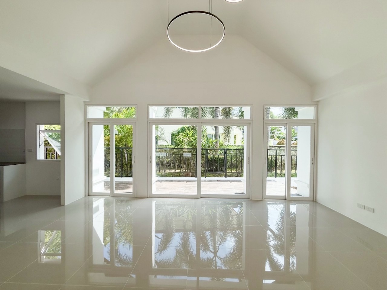 The Peace Cape Panwa WR-03387 3