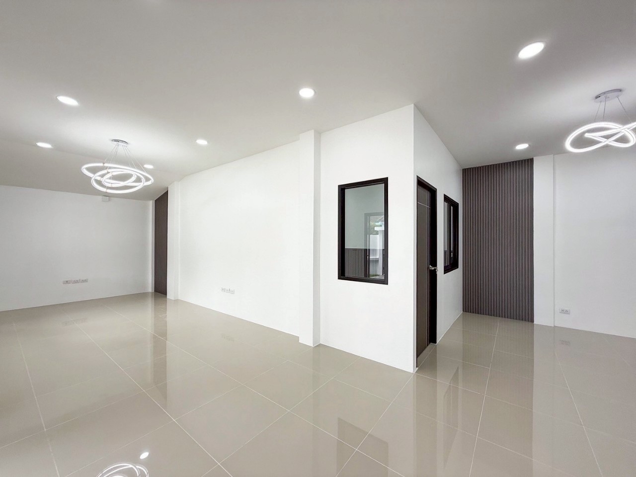 หมู่บ้านวงศ์สิริ ฉลอง WR-03388 4