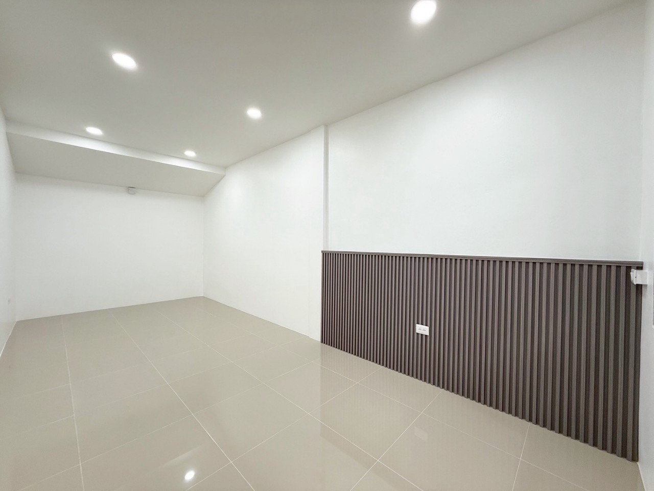 หมู่บ้านวงศ์สิริ ฉลอง WR-03388 9