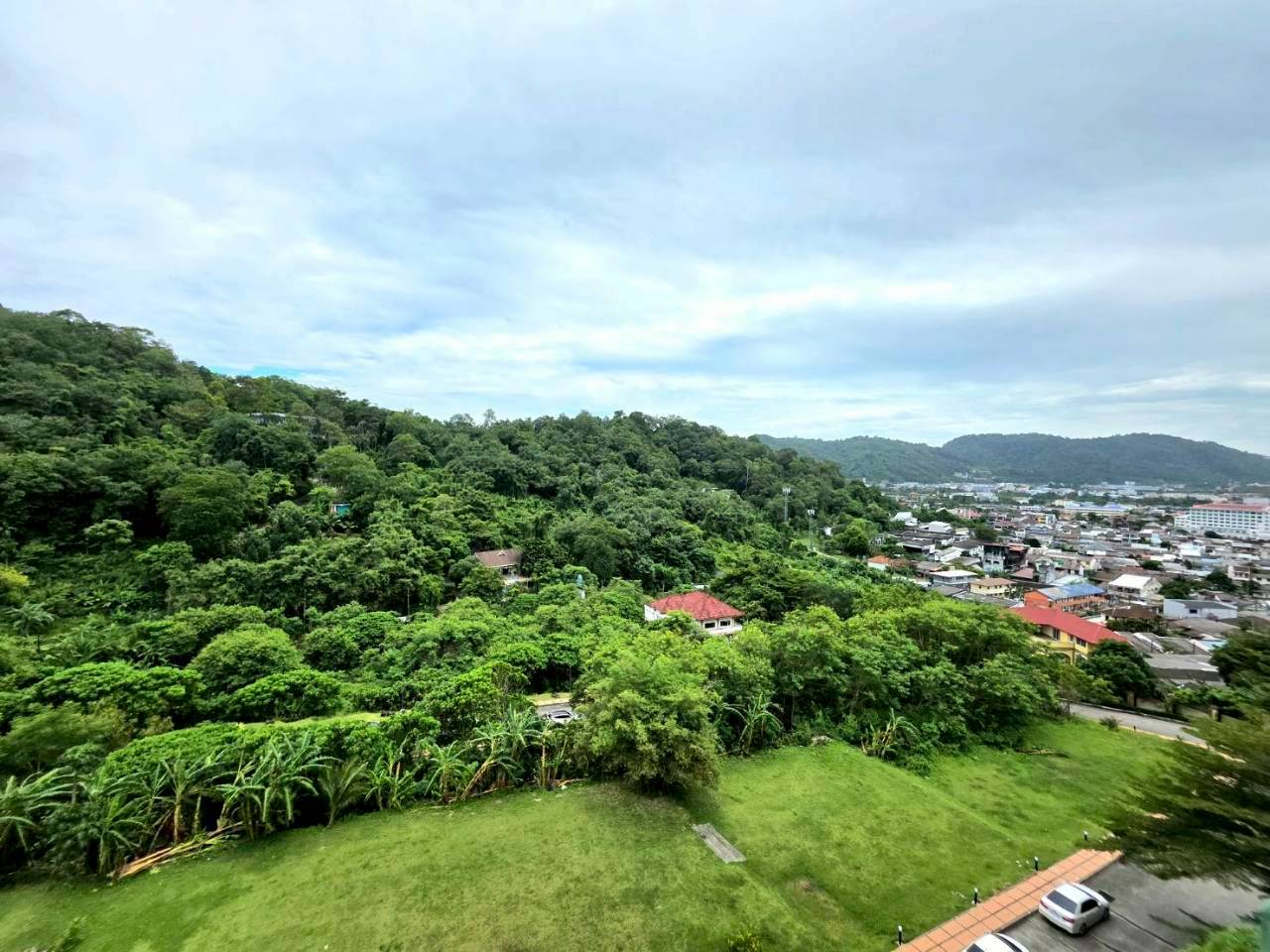 Phanason The Green Place Condominium WR-03641 11