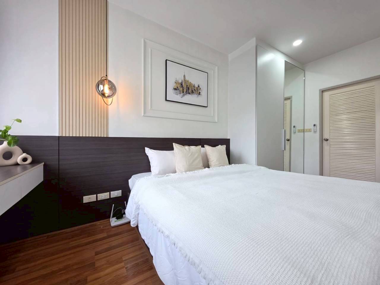Phanason The Green Place Condominium WR-03641 5